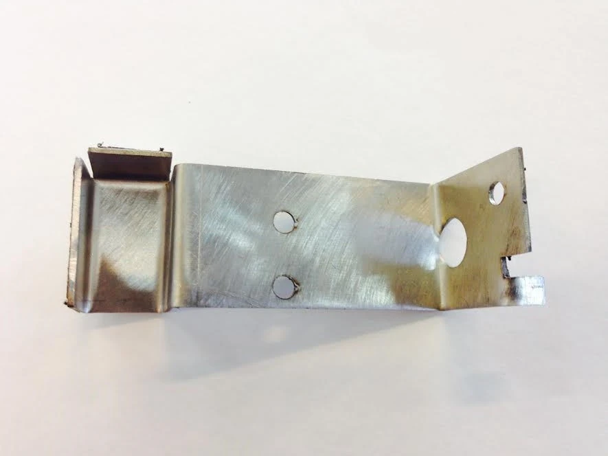 213528 DCS Left Igniter Bracket - Image 2