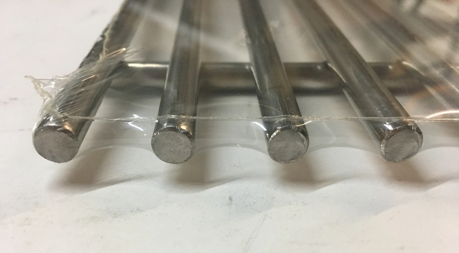 Viking Stainless Cooking Grate - 19 3/4 X 10 - CG114 Replaces OEM 049498-000 - Image 2